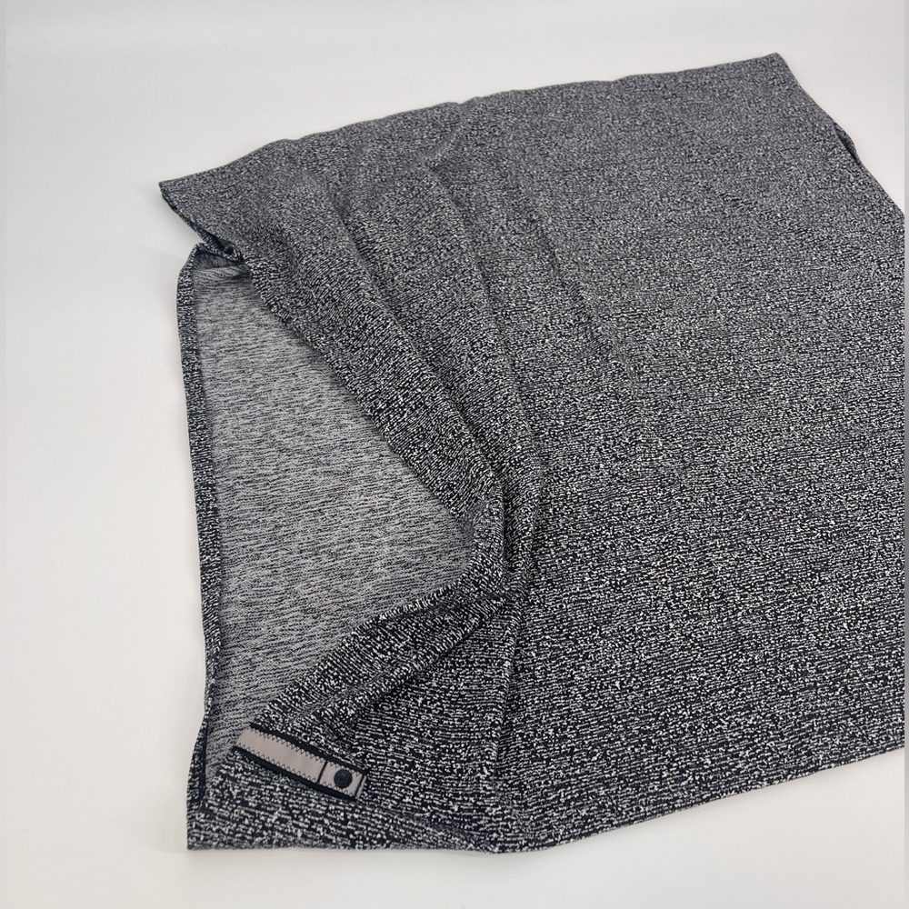 Lululemon Scarf (B40#3) - Picture 5 of 7